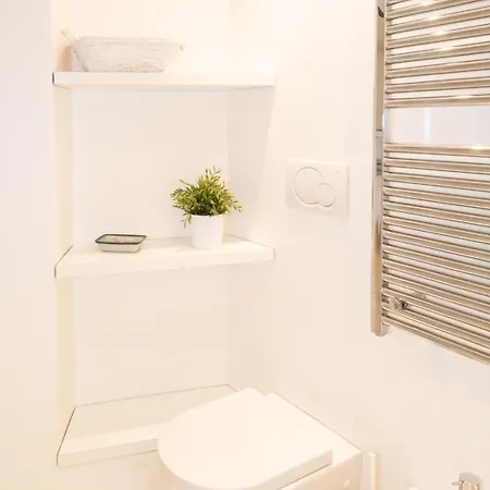 Golden Leaf - 7sundays Apartmán